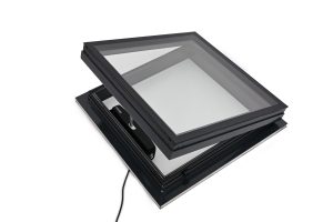 cupola-starlight-11-cupola-ventilatie-motor-230v-ventilation-dome-motor-230v-en