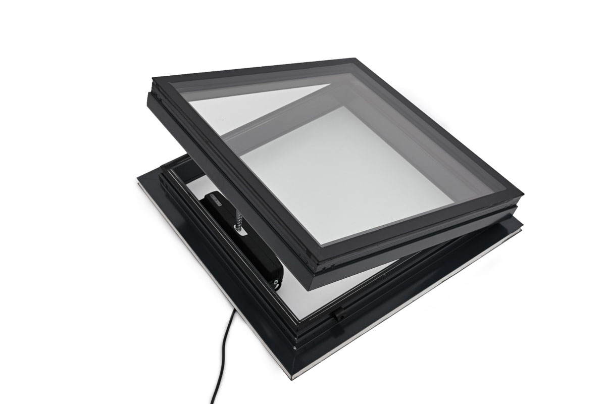 cupola-starlight-11-cupola-ventilatie-motor-230v-ventilation-dome-motor-230v-en