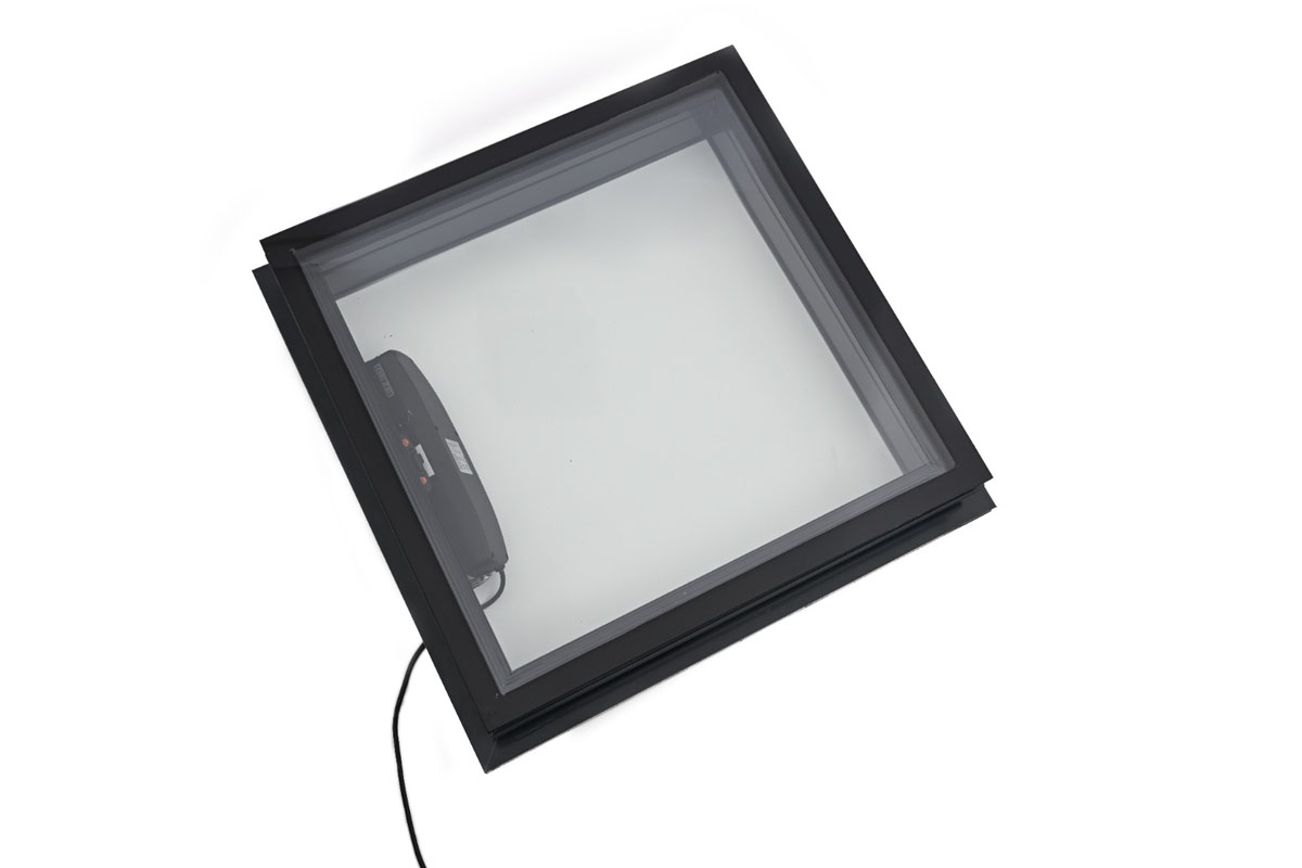 cupola-starlight-3-cupola-ventilatie-motor-230v-ventilation-dome-motor-230v-en