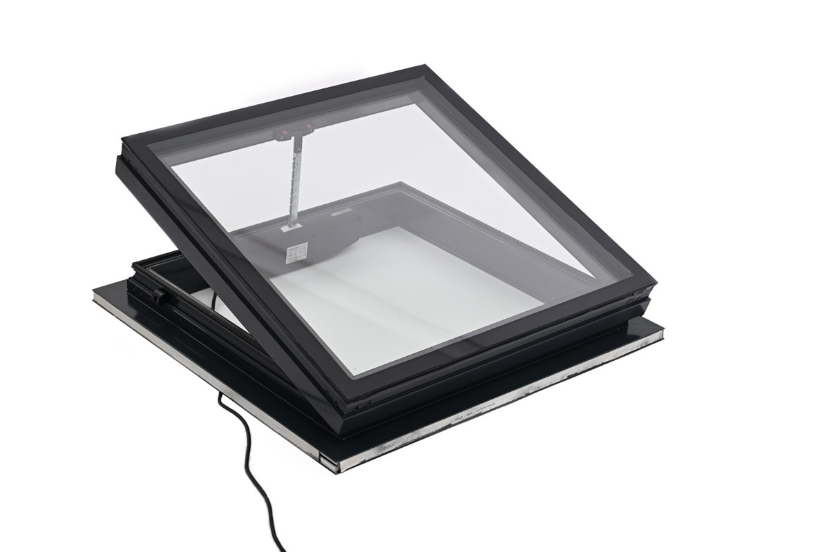 cupola-starlight-9-cupola-ventilatie-motor-230v-ventilation-dome-motor-230v-en